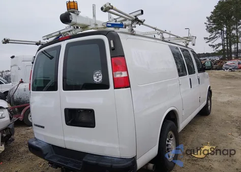 2019 Chevrolet Express 2500 Work Van из США, поврежденный, VIN 1GCWGAFP1K1298085